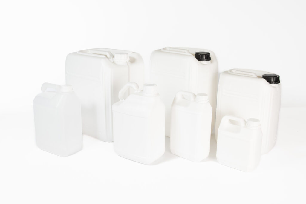 Bussen - Jerrycans - Bidons